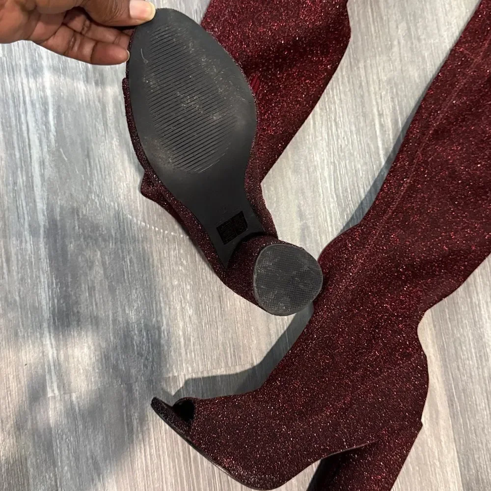 N/A stylish burgundy